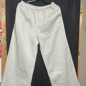 Light Gray Wide Leg Pants size M